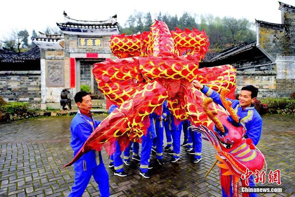 东坑小巷子里的爱情—翻译—2、,东莞东坑小吃街在哪里