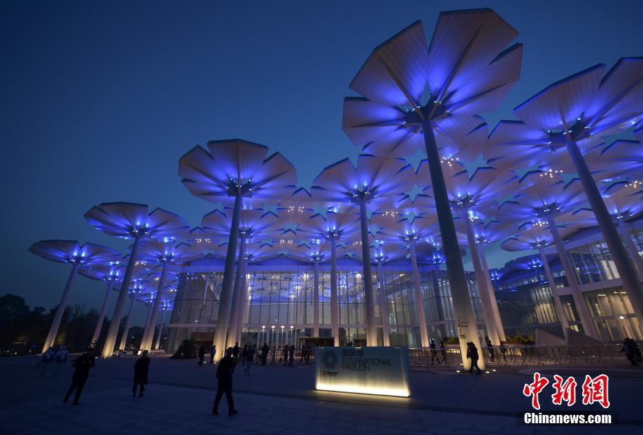 福建三明北站有没有快餐—翻译—谈判,三明北站8090电玩城森林舞会的联系方式